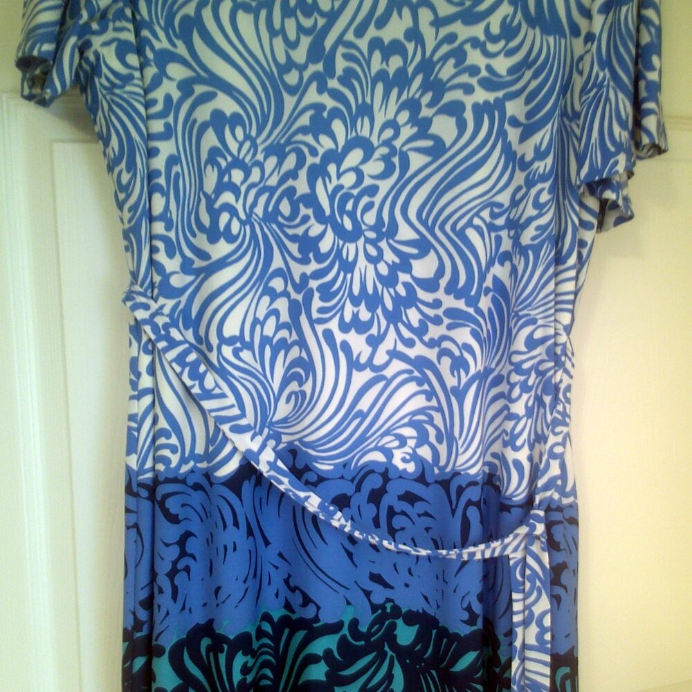 Chico's Tie Waist Dress Blue Paisley Waves Pattern size 3 /XL / 16 - Picture 3 of 7